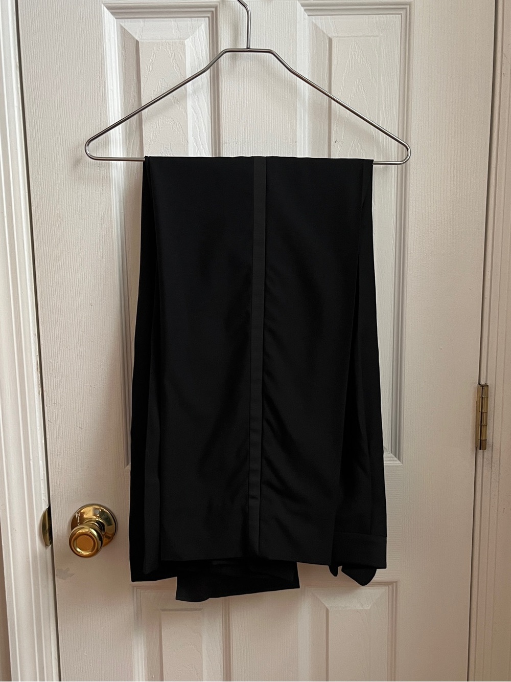 Ralph Lauren Black Grosgrain Lapel Tuxedo Jacket and Pants - Picture 4 of 9